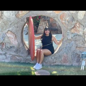 Newbie Alert!  Hi, I’m Leslie!